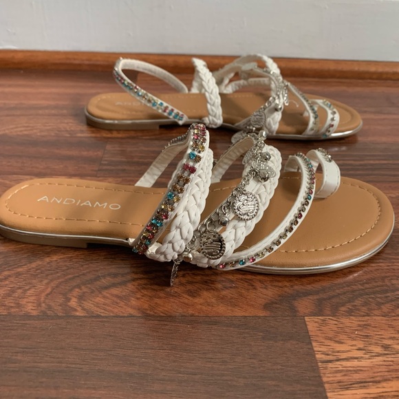 Andiamo Leather Coun Silver White Sandals Sz 8W excellent condition - Picture 3 of 7